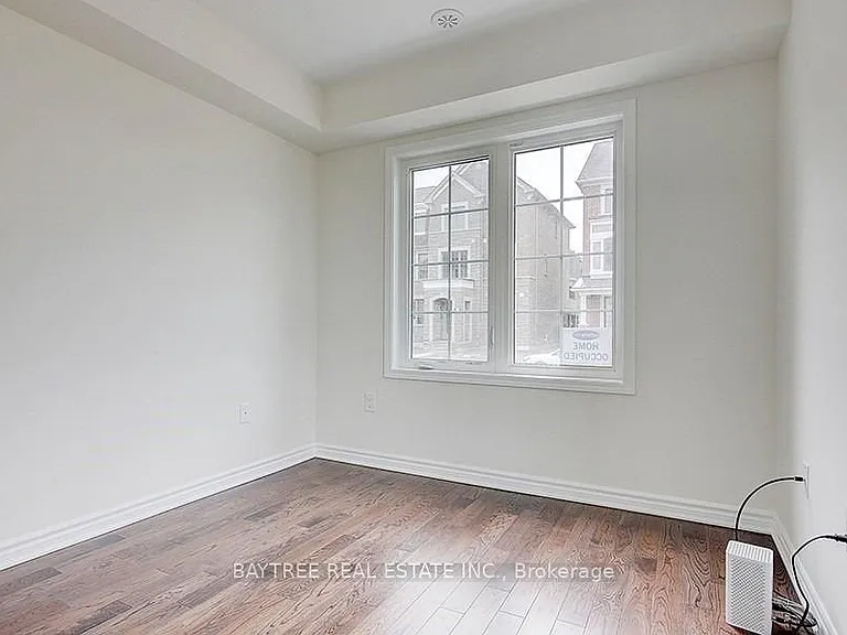 76 Casely Ave — Photo 5