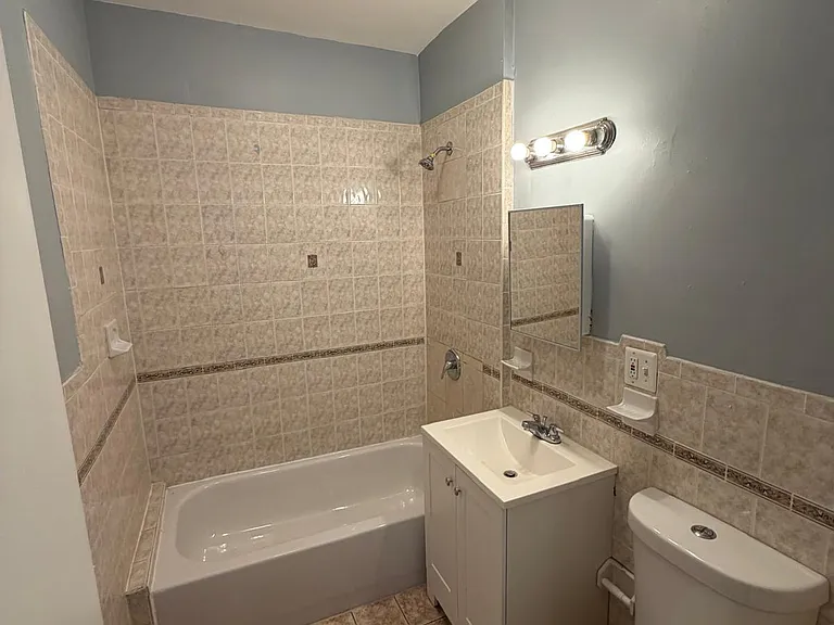 320 S Orange Ave #3B — Photo 4