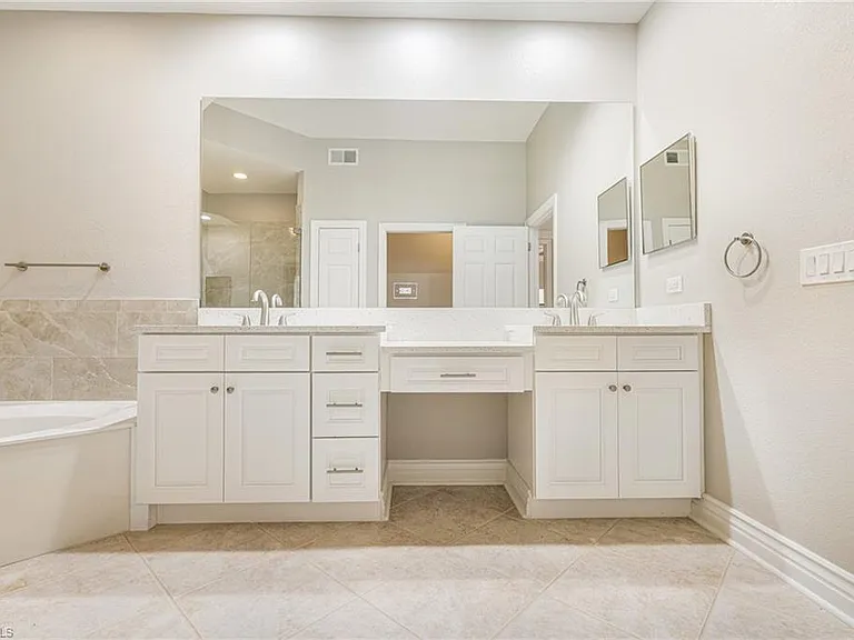 5051 Indigo Bay Blvd #102 — Photo 17