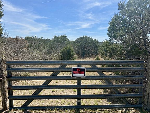 4th image of 107 Camp Alzafar