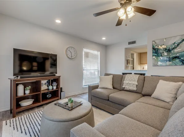 4338 Hartford St APT 10, Dallas, TX 75219