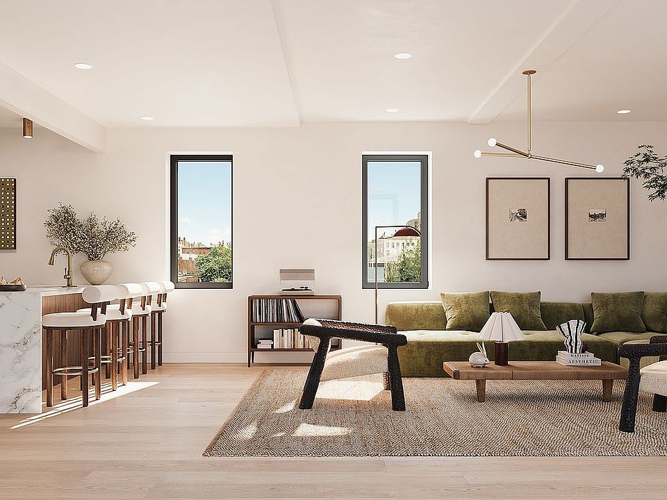 1st image of 124 Washington Ave #2A