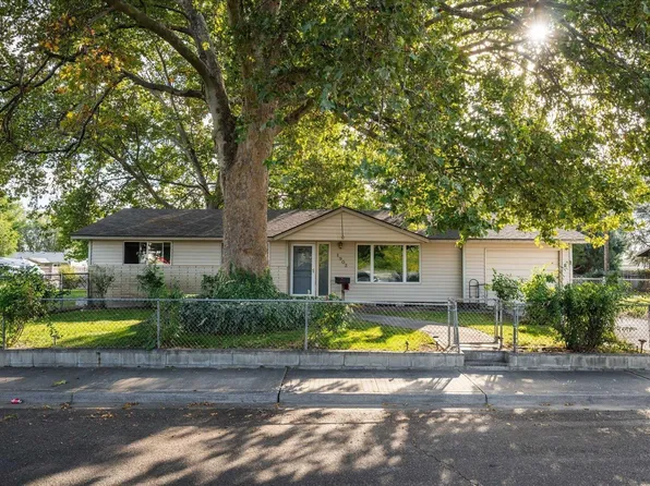 1903 S Dayton Pl, Kennewick, WA 99337