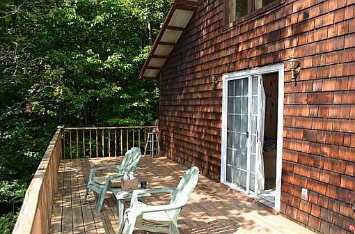 3rd image of 127 Skywood Ln