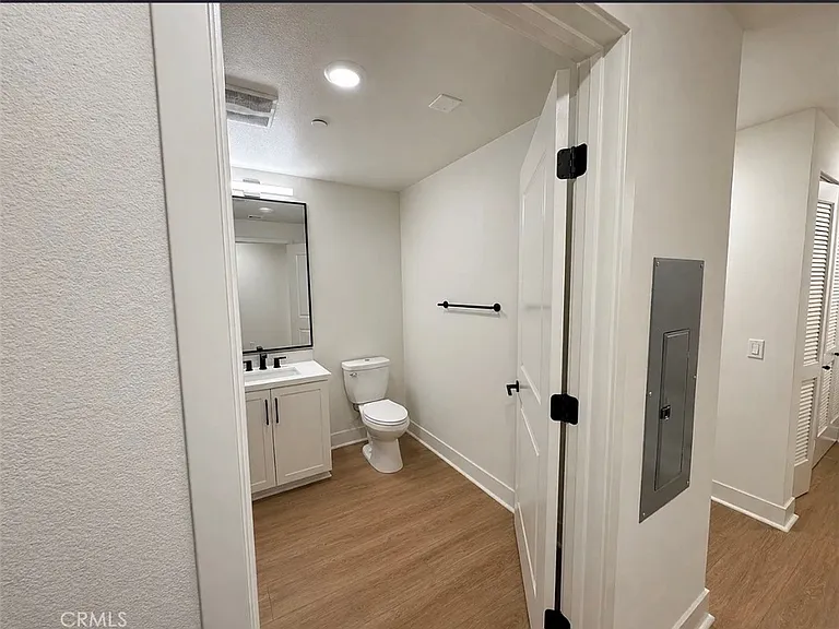 414 Main St #210 — Photo 27
