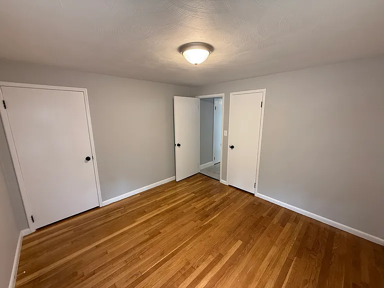 80 Airlie St #1L — Photo 3
