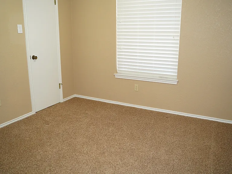 5011 Melbourne Dr #1 — Photo 15