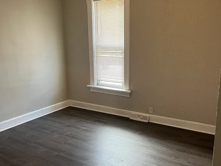 1216 S 15th St #1B — Photo 6