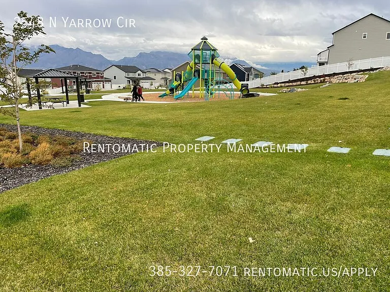 2548 N Yarrow Cir — Photo 30