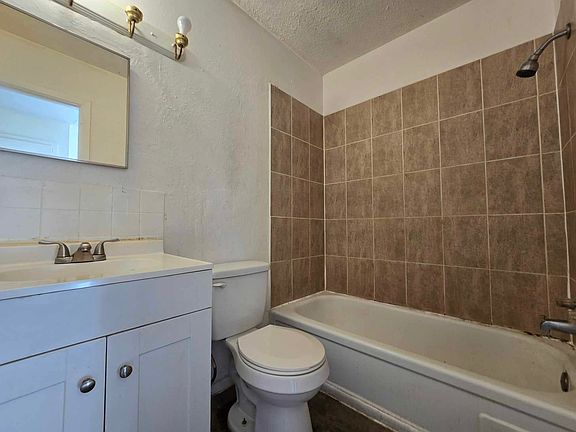 4th image of 6524 NE 12th Ave #6520-1
