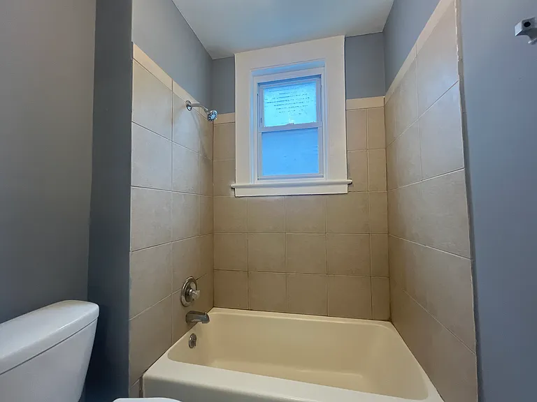 147 Winchester Ave — Photo 25