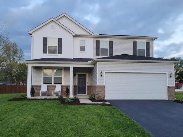 1138 Lake Forest Dr, Hebron, OH 43025