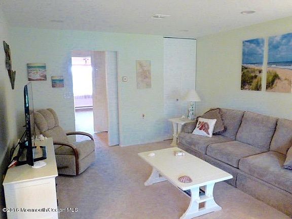 3rd image of 1193B Clydebank Ct #100B