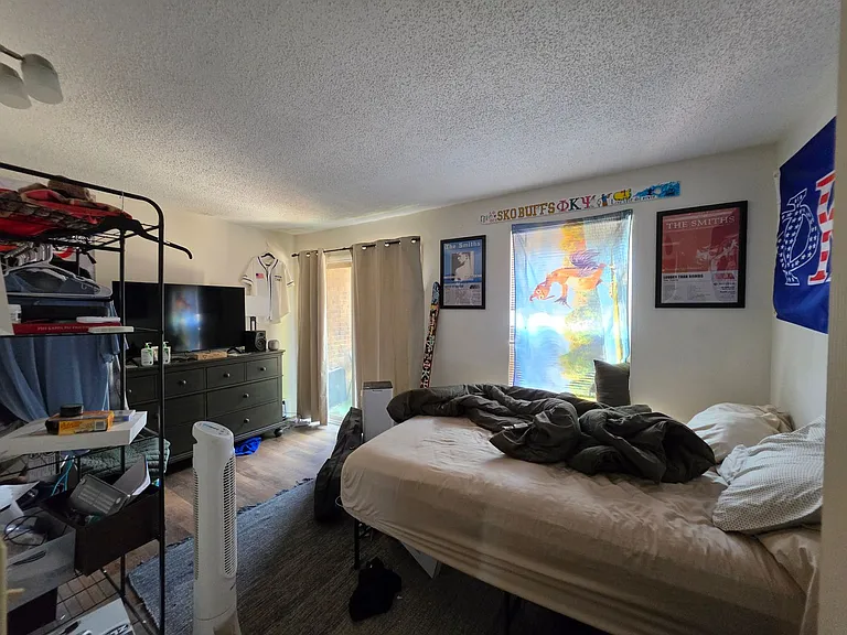 1065 University Ave #115 — Photo 6