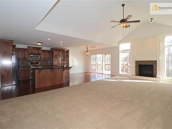 4th image of 8927 N Mersington Ave