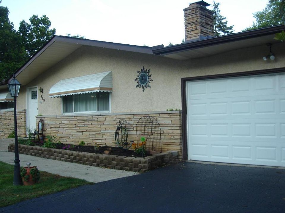 1st image of 289 Brookhaven Dr E