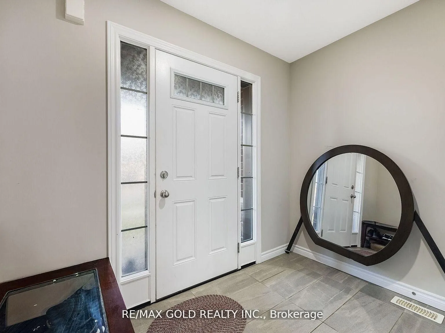 3 bed, $2,600 — Photo 3