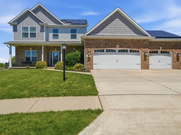 609 Victoria Dr, Washington, IL 61571