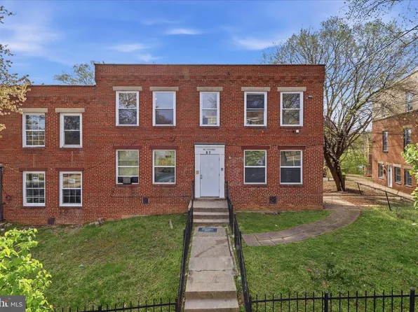 16 Galveston Pl SW, Washington, DC 20032