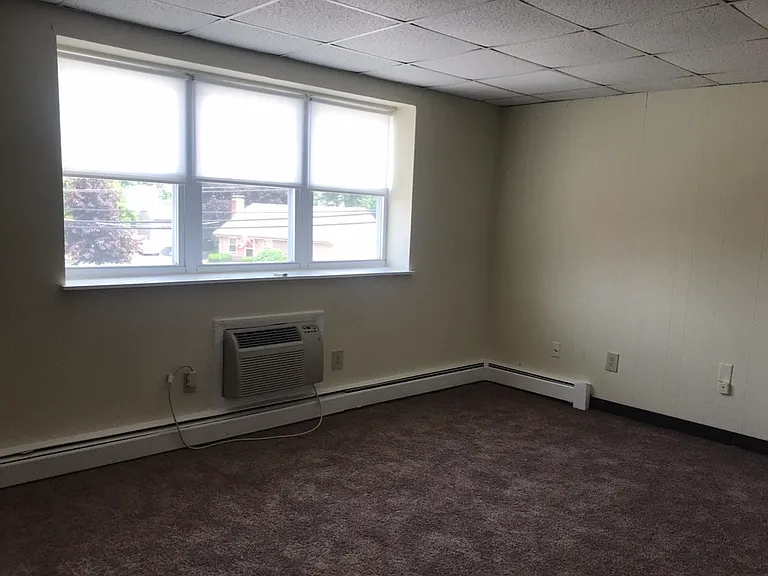 1751 Washington St #4 — Photo 2