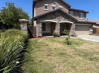 2756 W Prescott Ave, Visalia, CA 93291