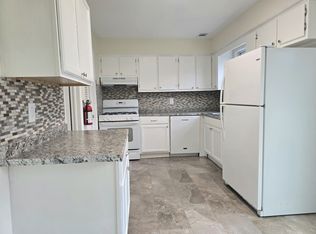 252 Greenwood Loop Rd, Brick, NJ 08724