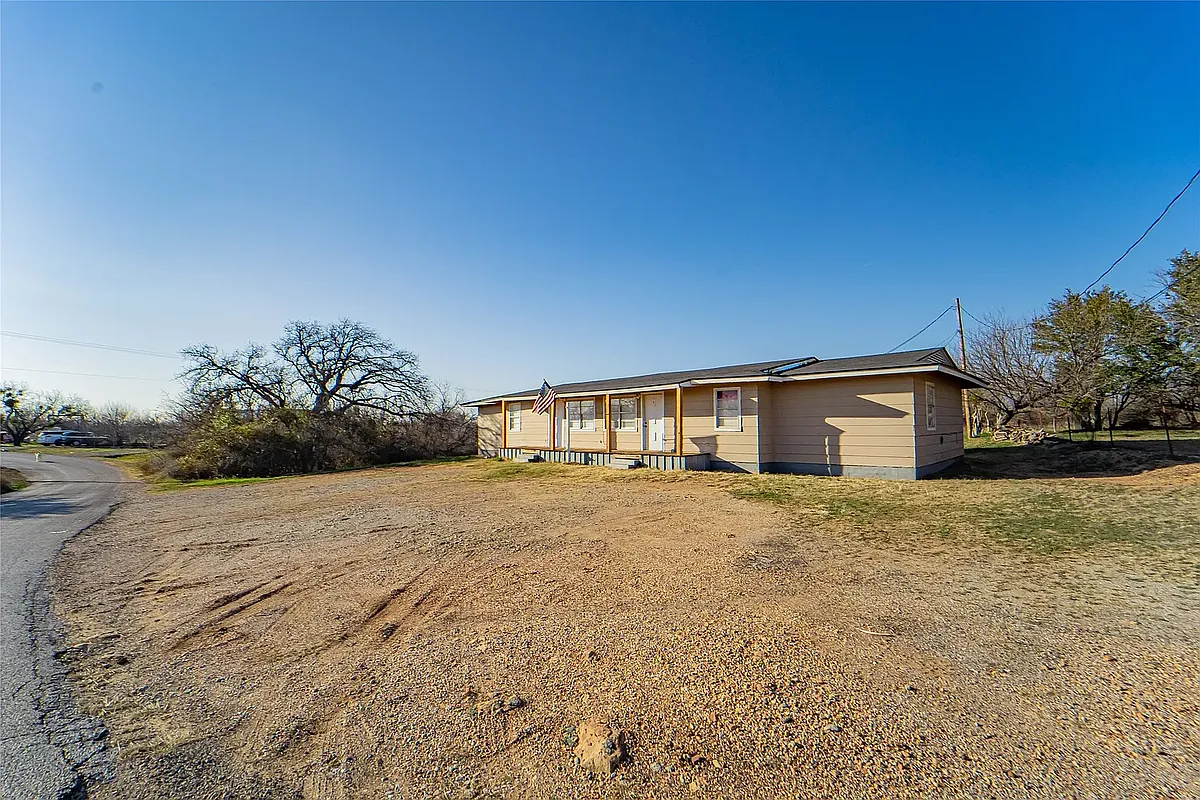 Building Photo - 397 County Road 221 #A & B
