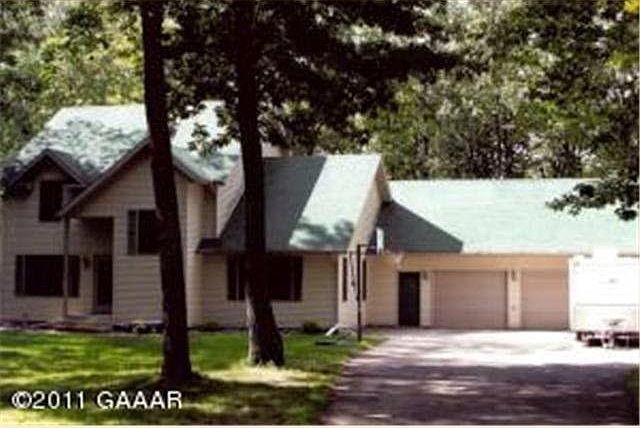 1st image of 910 Hidden Oaks Drive NW