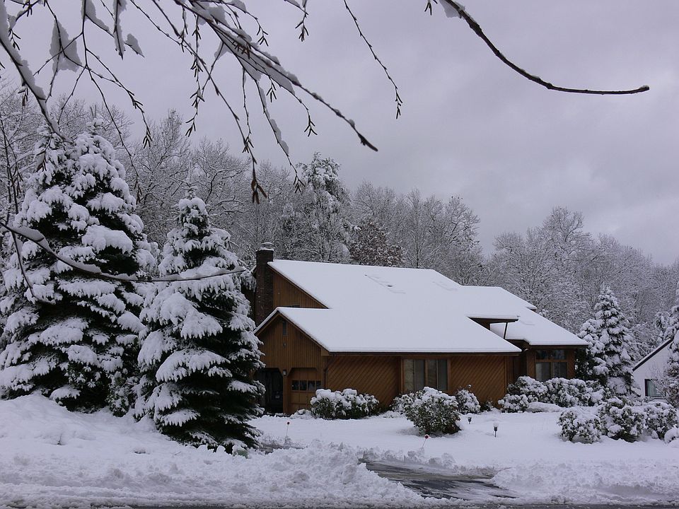 Winter view - 40 Redwood Ln