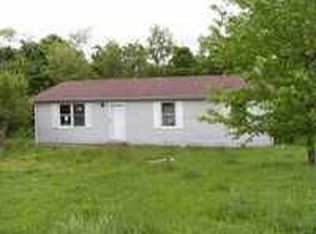 14 Summit Dr, Aurora, IN 47001