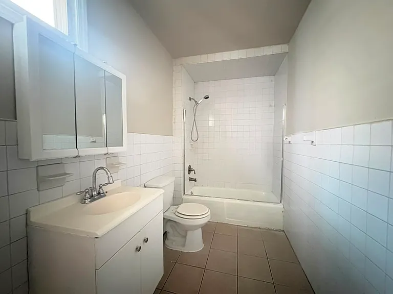 232 Rankin St #1 — Photo 6