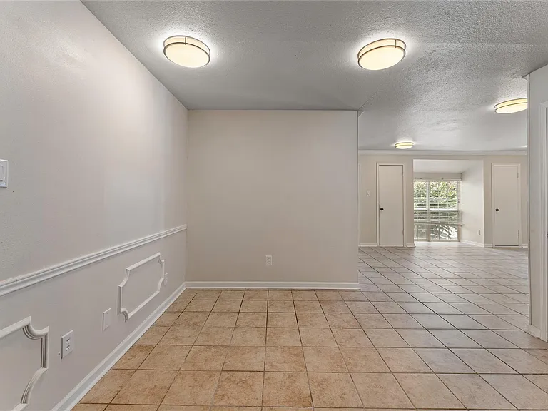 12633 Memorial Dr #50 — Photo 22
