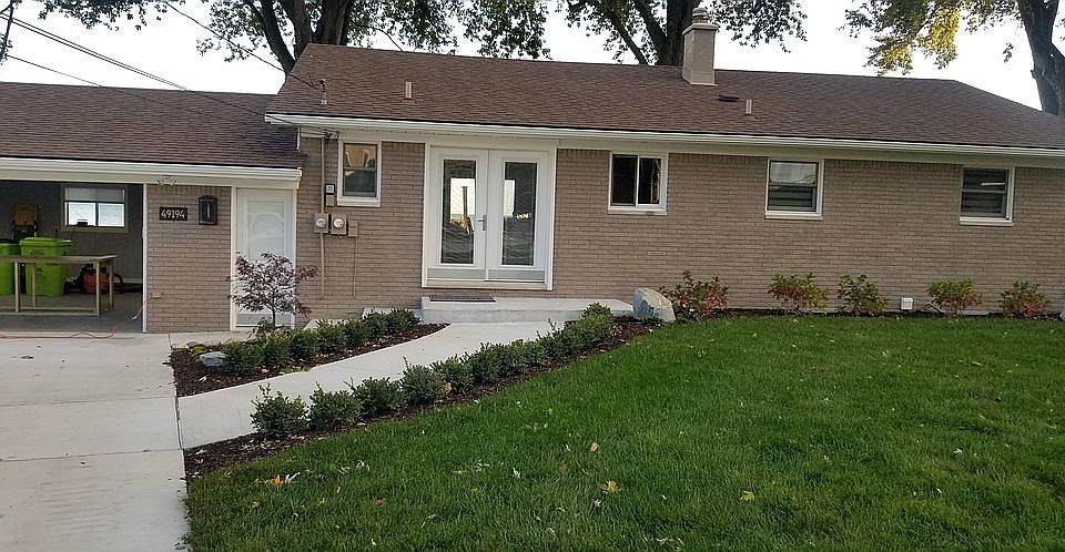 1st image of 49194 Bayshore Dr