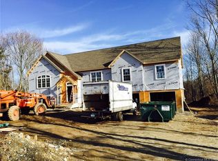 2 Finn Ln, Plainfield, CT 06374