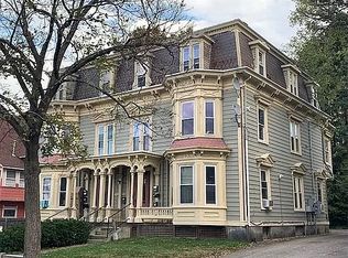 27 Hollywood St APT 1, Worcester, MA 01610