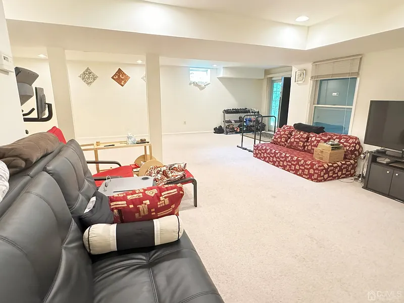 Thumbnail 18