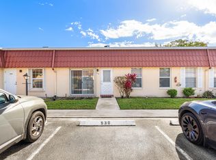 528 Franconia Cir, Lake Worth, FL 33467