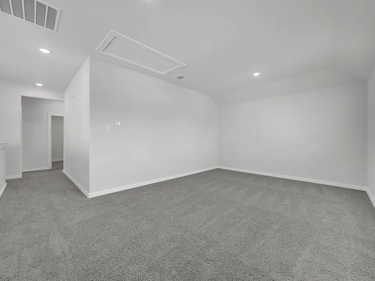 305 Millwood Ln — Photo 22