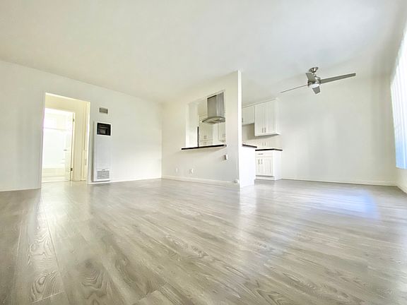 2nd image of 3514 Keystone Ave #3A