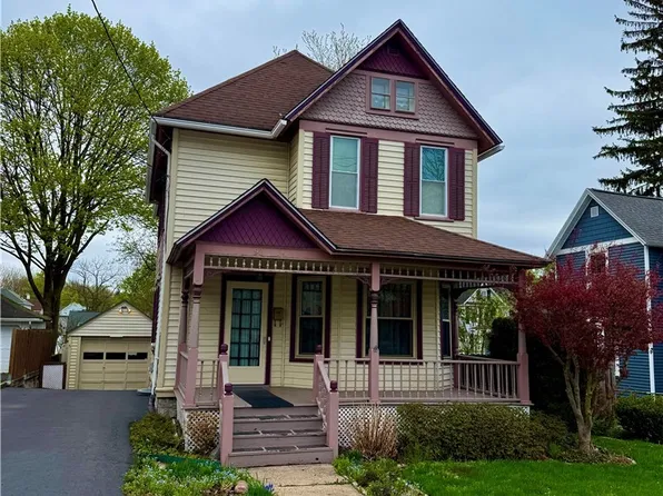 90 Nelson St, Auburn, NY 13021