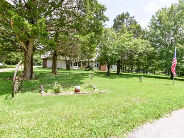 7272 N Farm Road 191, Fair Grove, MO 65648