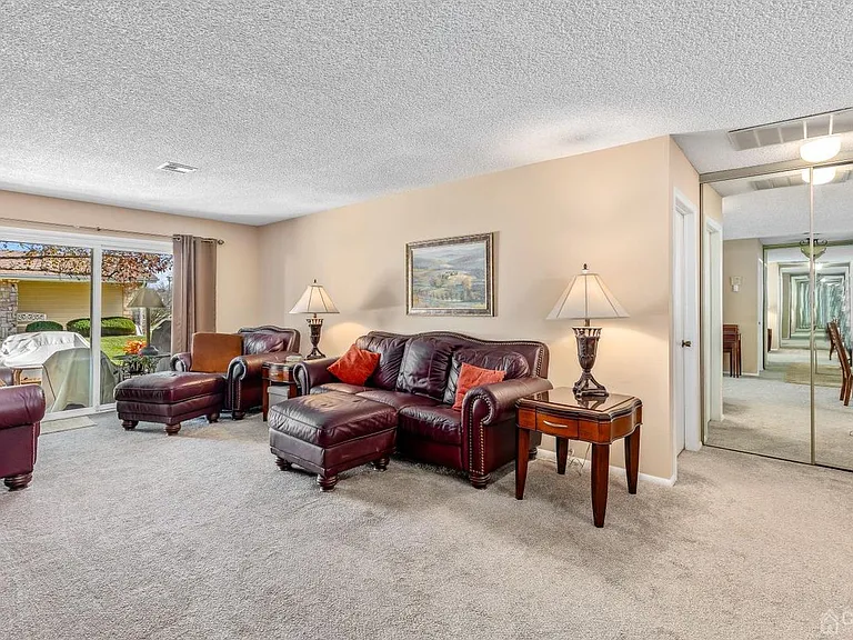 508 Hazen Rd — Photo 10