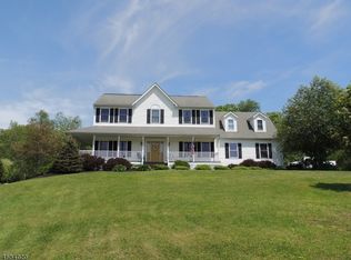 1 Butternut Ln, Sandyston, NJ 07826