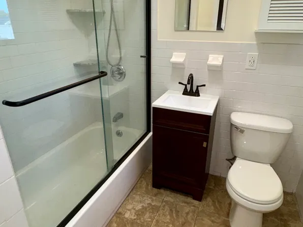 76 Beacon Avenue image 22 of 34