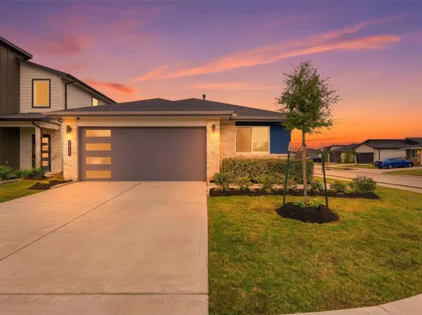 2915 Newington Ln, Houston, TX 77047
