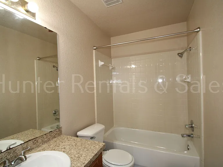 3904D Gus Dr — Photo 17