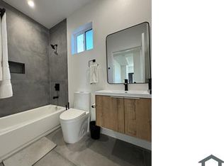 6084 W 18th St, Los Angeles, CA 90035