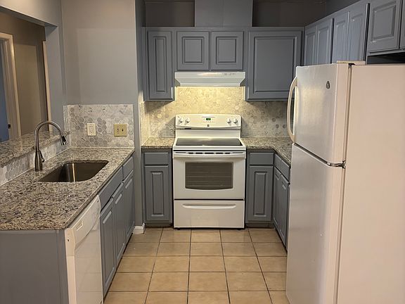 5th image of 1258 Britain Dr #1258
