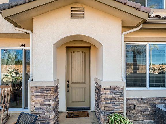 3rd image of 361 Newbury Vista Ln