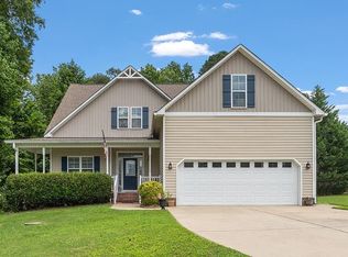 6608 Country Hollows Ln, Holly Springs, NC 27540